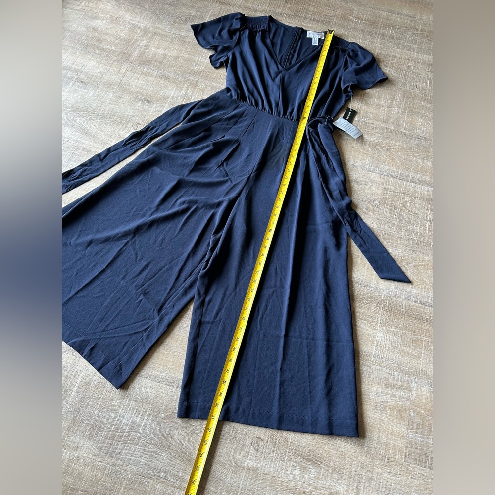 NEW Donna Morgan Crepe jumpsuit 10 wide leg cropped V-neck tie lightweight blue - Picture 14 of 15